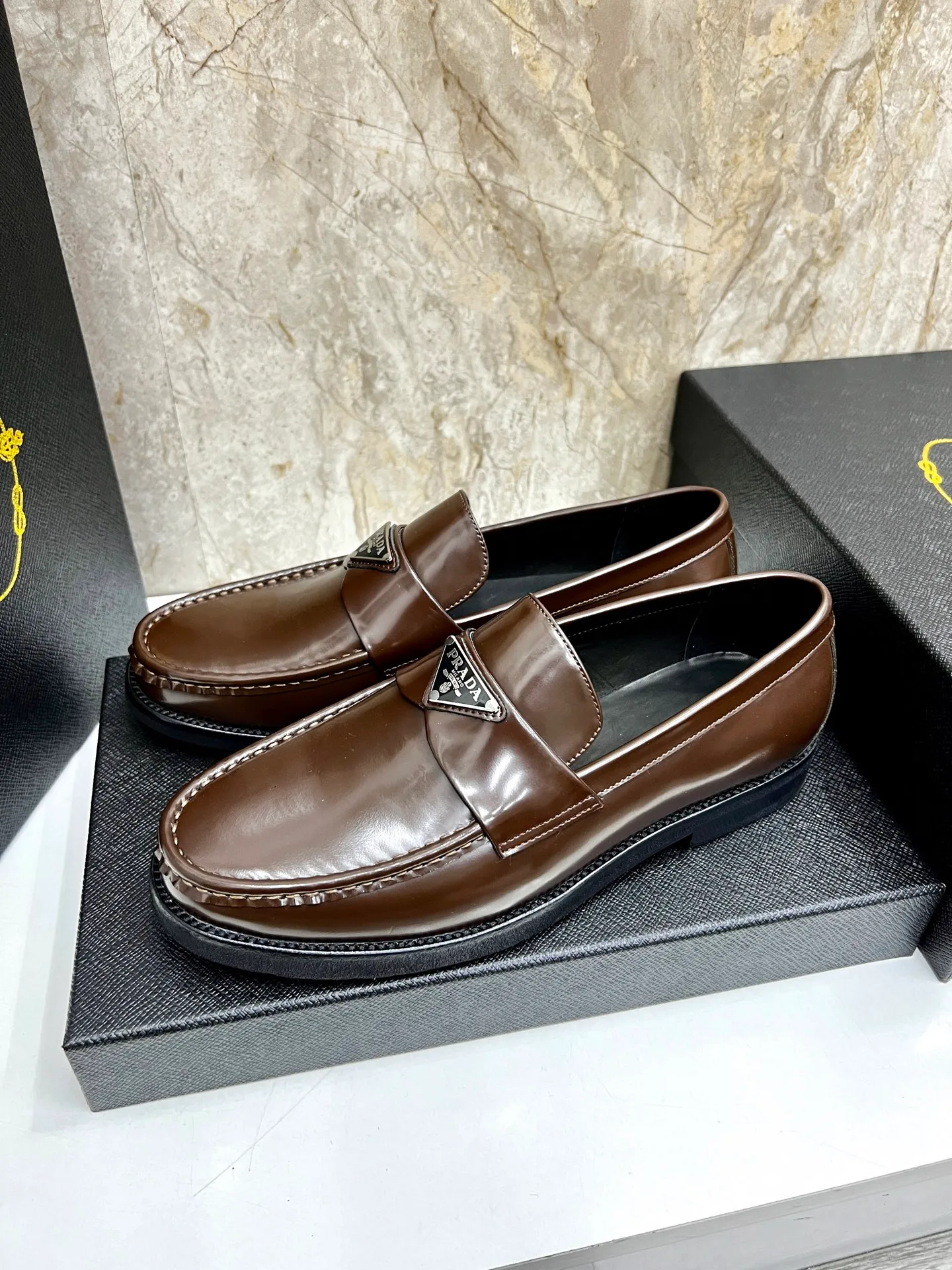 PRADA~ Size: 38-44 (customized 45/46 P: 💰880 P's original official website new high-end men's leather shoes, top-quality original replicas, made of imported open edge beads/calf leather, calf leather breathable lining, original leather outsole!